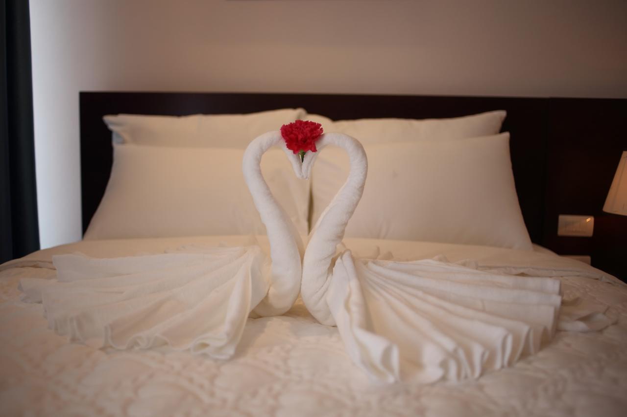 Camellia Hotel Ninh Binh Esterno foto